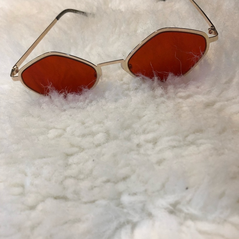 Fashion sun wear